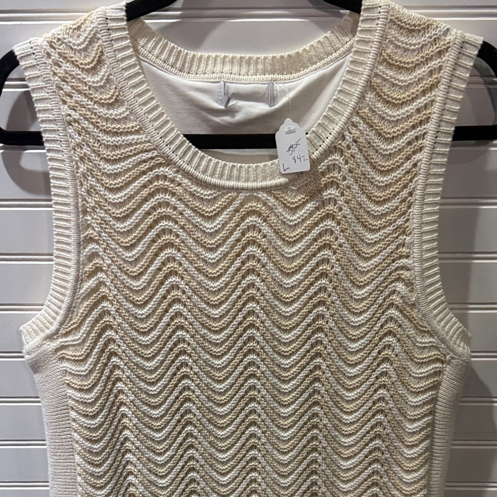 Evereve Cream Wave Pattern Midi Dress - Picture 2 of 6